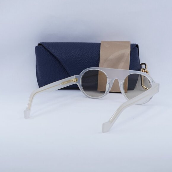 Loewe LW40020I 21E Round Sunglasses – Translucent White\\ Brown main image 6
